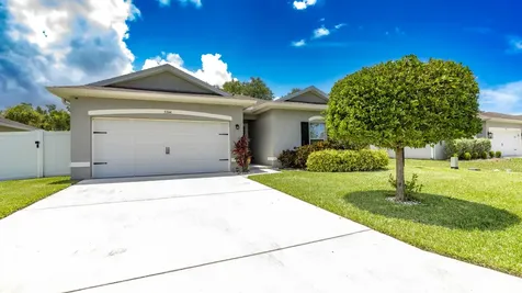 5344 Oakland Lake Circle Fort Pierce FL 34951