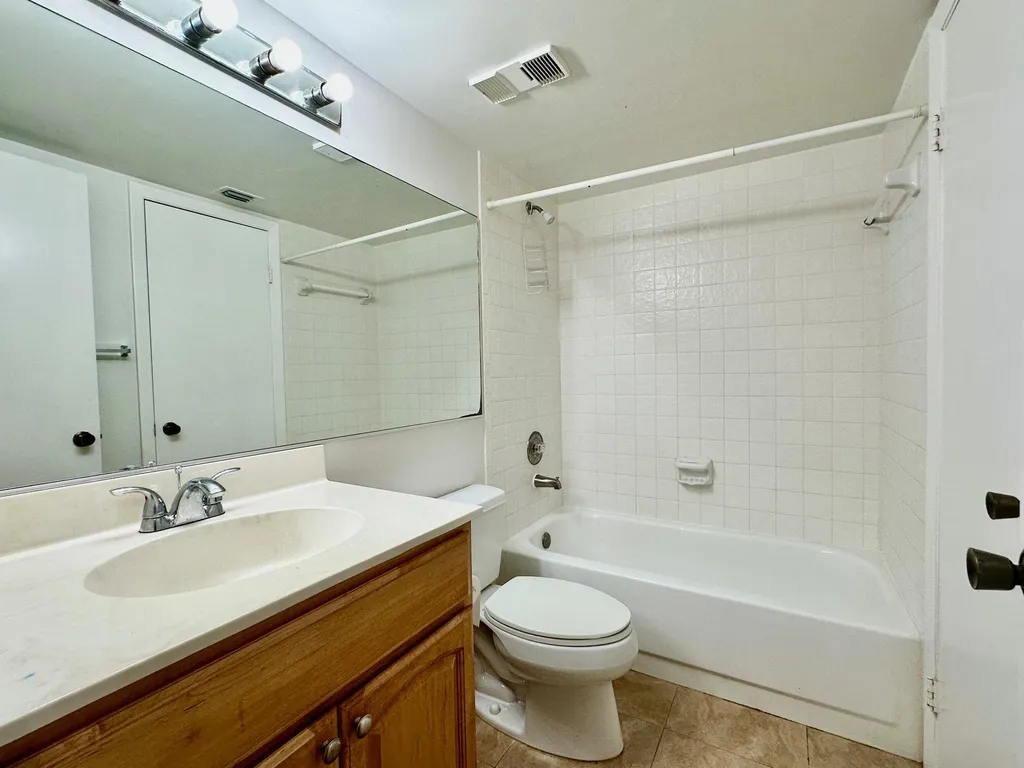 9877 Westview Drive Coral Springs FL 33076