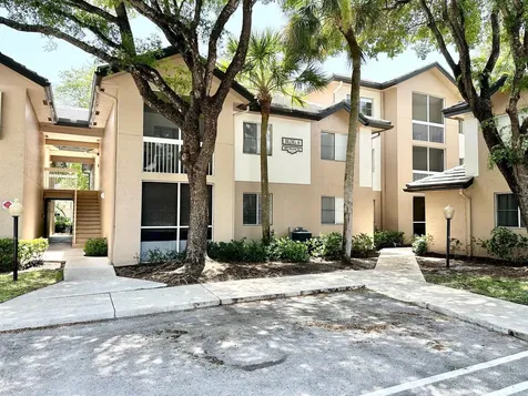 9877 Westview Drive Coral Springs FL 33076