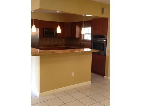 8841 NW 14th Street Pembroke Pines FL 33024