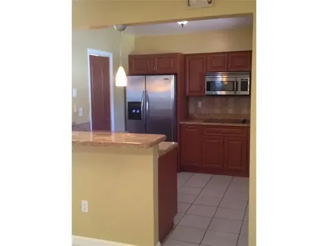 8841 NW 14th Street Pembroke Pines FL 33024