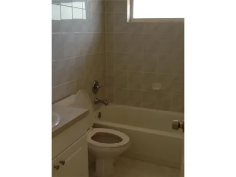 8841 NW 14th Street Pembroke Pines FL 33024