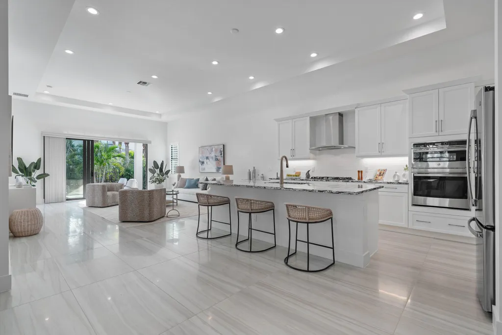 13710 Artisan Circle Palm Beach Gardens FL 33418