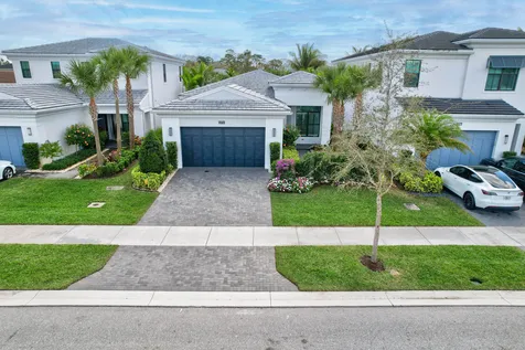 13710 Artisan Circle Palm Beach Gardens FL 33418
