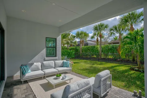 13710 Artisan Circle Palm Beach Gardens FL 33418