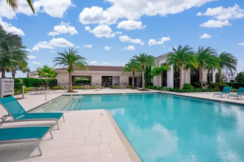 13710 Artisan Circle Palm Beach Gardens FL 33418