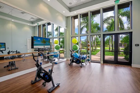 13710 Artisan Circle Palm Beach Gardens FL 33418