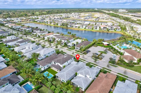 13710 Artisan Circle Palm Beach Gardens FL 33418