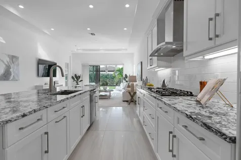13710 Artisan Circle Palm Beach Gardens FL 33418