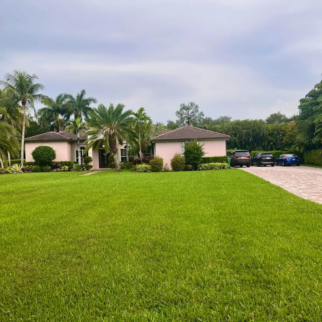 3143 SW 141st Terrace Davie FL 33330