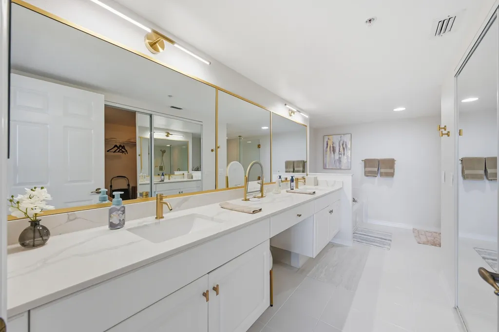 2880 NE 14th Street Causeway Pompano Beach FL 33062