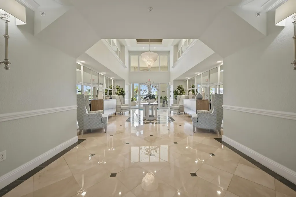 2880 NE 14th Street Causeway Pompano Beach FL 33062