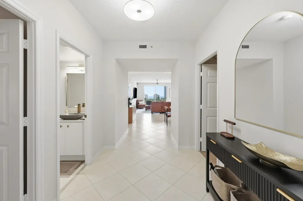2880 NE 14th Street Causeway Pompano Beach FL 33062