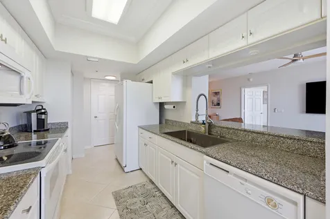 2880 NE 14th Street Causeway Pompano Beach FL 33062