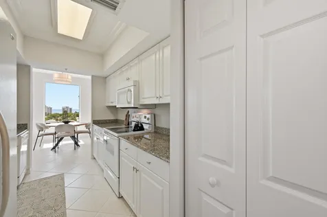 2880 NE 14th Street Causeway Pompano Beach FL 33062