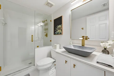 2880 NE 14th Street Causeway Pompano Beach FL 33062
