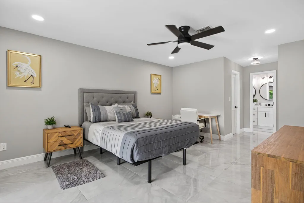 2421 NW 114th Avenue Coral Springs FL 33065