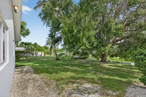 2421 NW 114th Avenue Coral Springs FL 33065