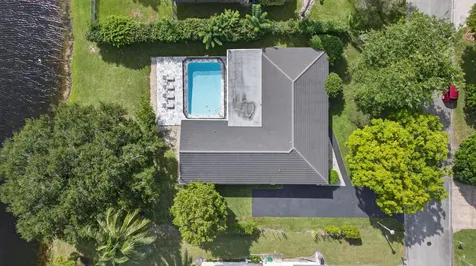 2421 NW 114th Avenue Coral Springs FL 33065