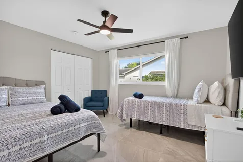 2421 NW 114th Avenue Coral Springs FL 33065