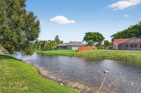 2421 NW 114th Avenue Coral Springs FL 33065
