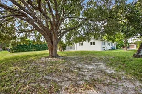 2421 NW 114th Avenue Coral Springs FL 33065