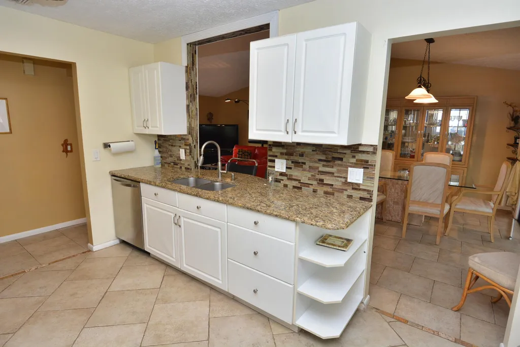 2198 SE Dolphin Road Port St Lucie FL 34952
