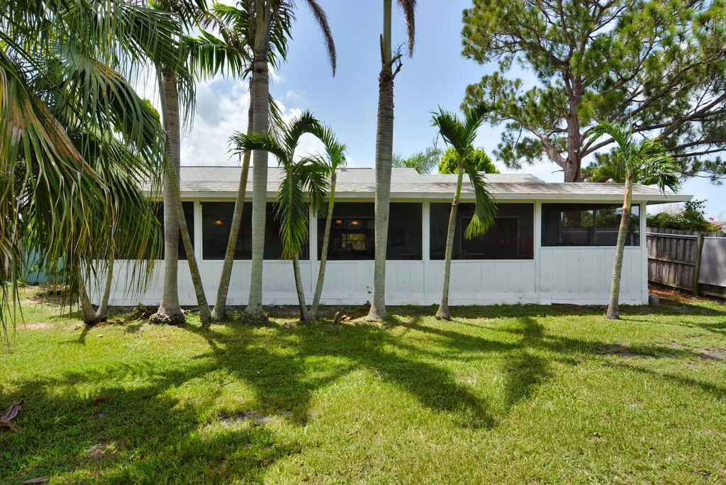 2198 SE Dolphin Road Port St Lucie FL 34952