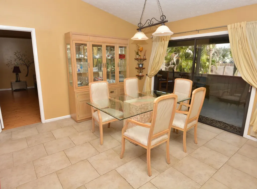 2198 SE Dolphin Road Port St Lucie FL 34952