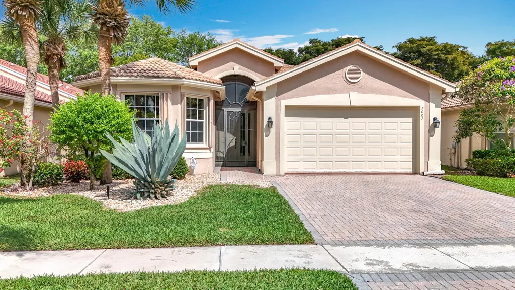 7007 Imperial Beach Circle Delray Beach FL 33446