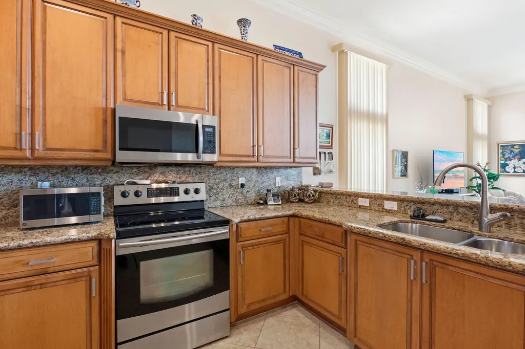 7007 Imperial Beach Circle Delray Beach FL 33446