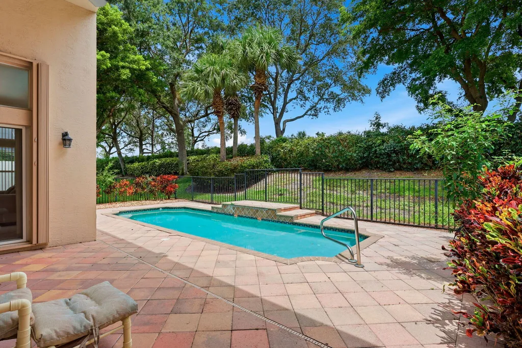 7007 Imperial Beach Circle Delray Beach FL 33446