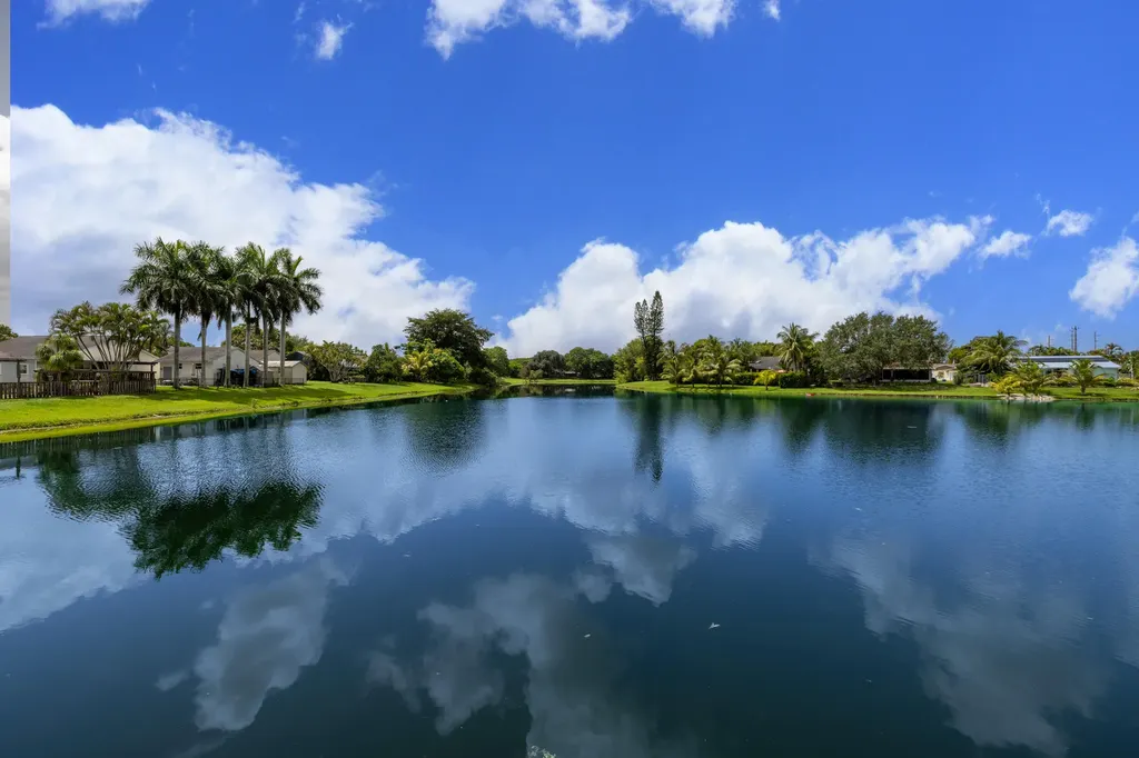 1322 Denlow Lane Royal Palm Beach FL 33411