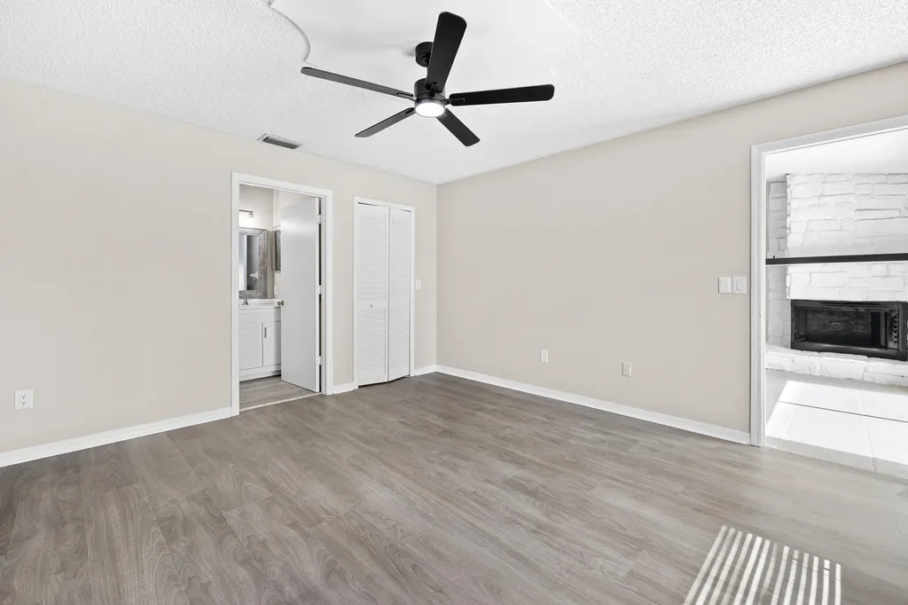 1322 Denlow Lane Royal Palm Beach FL 33411