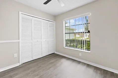 1322 Denlow Lane Royal Palm Beach FL 33411