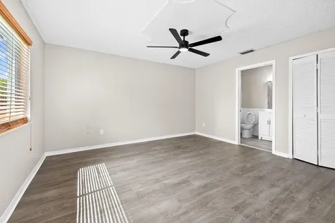 1322 Denlow Lane Royal Palm Beach FL 33411
