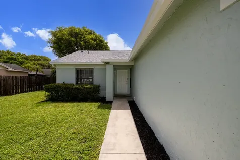 1322 Denlow Lane Royal Palm Beach FL 33411