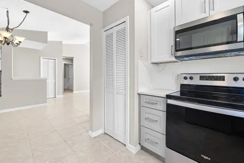 1322 Denlow Lane Royal Palm Beach FL 33411