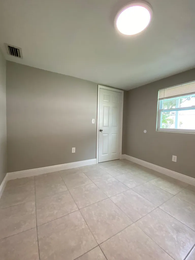 9121 Bamboo Drive Palm Beach Gardens FL 33410