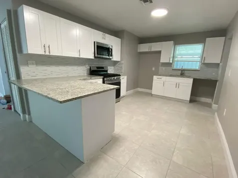 9121 Bamboo Drive Palm Beach Gardens FL 33410