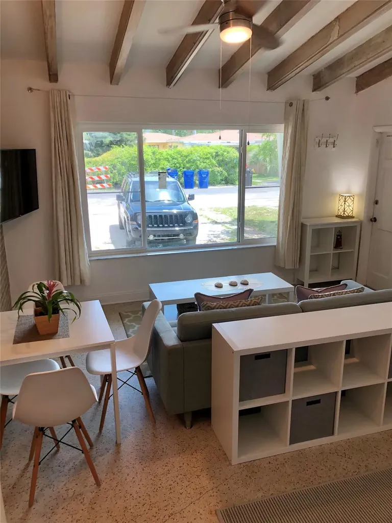 900 SE 12th Street Fort Lauderdale FL 33316