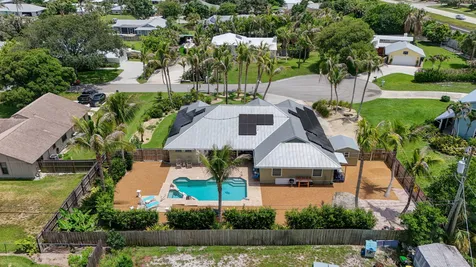 8081 SE Shiloh Terrace Hobe Sound FL 33455