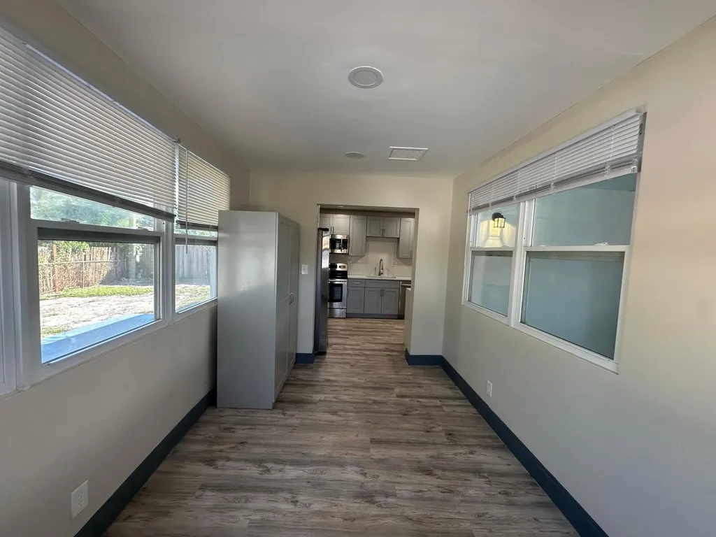 2550 NE 7th Terrace Pompano Beach FL 33064