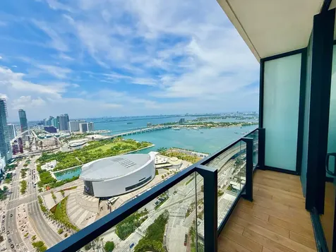 398 NE 5th Street Miami FL 33132