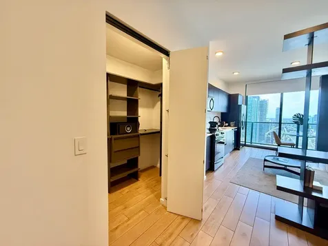 398 NE 5th Street Miami FL 33132