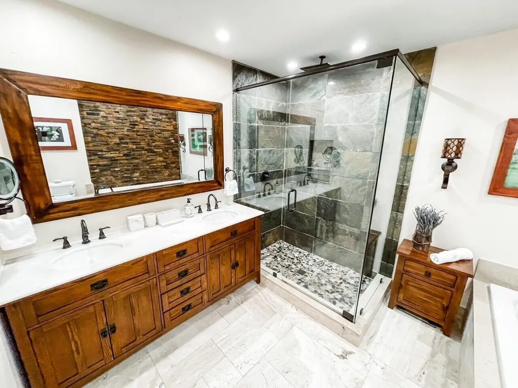 25 Lexington Lane W Palm Beach Gardens FL 33418