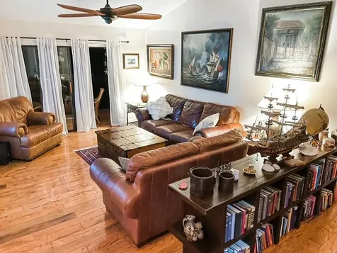 25 Lexington Lane W Palm Beach Gardens FL 33418