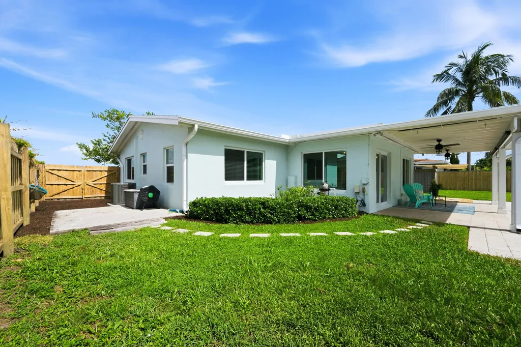 5920 Lake Osborne Drive Lake Worth FL 33461
