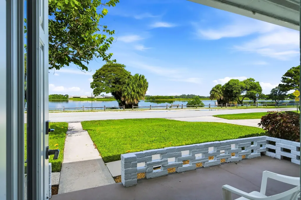 5920 Lake Osborne Drive Lake Worth FL 33461