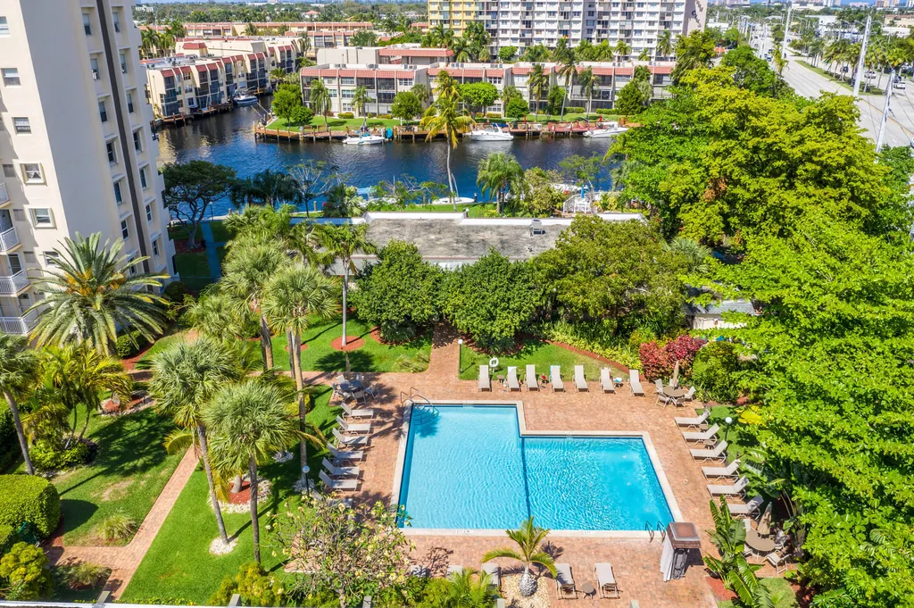 801 S Federal Highway Pompano Beach FL 33062